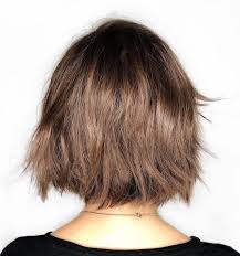Voici nos astuces naturelles pour épaissir les cheveux et redonner du volume et du style à votre coiffure. 1001 Idees De Coupe Courte Pour Cheveux Fins Et Plats Archzine Fr