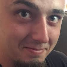 Lori Isham's Instagram, Twitter & Facebook