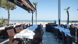 Cafe De La Plage Chez Pierre Plage Privee Arcachon 33120 Arcachon
