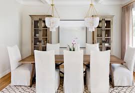 Whether you want your dining room to be elegant and formal or cozy and friendly, modern dining room lighting fixtures can be used to complete the ambiance. 10 Tips In Choosing The Perfect Dining Table Light Home Design Lover
