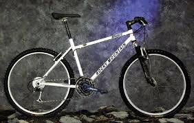 1997 rocky mountain blizzard still looks good after 20 years always thought this was a great looking bike and time hasn t diminis rocky mountains rocky bike