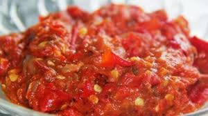 Bahan baku cabai caplak yang biasa ia gunakan cukup susah ditemukan karena tidak semua pasar menjual jenis cabe tersebut. 4 Jenis Sambal Khas Indonesia Dan Cara Membuatnya Lifestyle Liputan6 Com