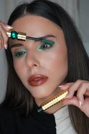 Fernanda Veiga (@fernandabeaauty)'s videos with No One Else (Feat. Corbyn  Besson)