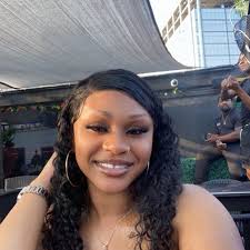 Sleeping wit yo phone