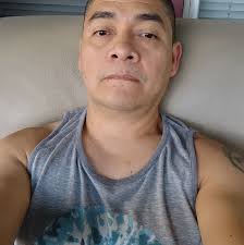 El más joven de los exatlonistas ha ido en ascenso en su puntería y se  perfila como uno de los competidores más duros en la etapa final.  #TeamContendientes 💙 #ExatlonEEUU LUNES-VIERNES, DOMINGOS