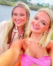 olivia armstrong (@oliviaaarmstronggg) • Instagram photos and videos