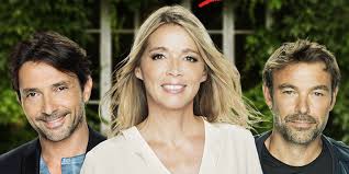Hélène rollès concert tickets are on sale. Helene Rolles The Mysteries Of Love Are 10 Years Old I Haven T Seen The Time Go By Teller Report