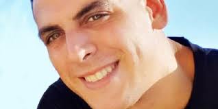 Nicolas Spinelli's Instagram, Twitter & Facebook