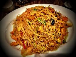 Mi goreng is indonesian for fried noodle. Indonesian Rice Noodles W Curry Picture Of Kwi Noodle House Atlantic City Tripadvisor