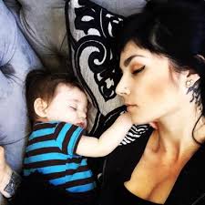 Nicole Dreyer's Instagram, Twitter & Facebook