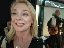 Cheeky little jazz gig tonight in sunny 🤣Southend ( not) ...thanks boys  for your fab playing as usual. Such a weird feeling when people actually  sit and watch u all night...😂 I