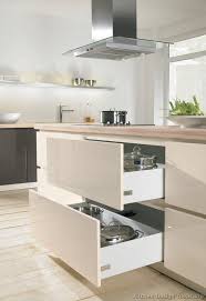 Kitchen Cabinets Pictures Decor Ideas Cabinetideas Cabinetideas Kitchen Cabinet Estimator Decor Ideas K Modern Kitchen Kitchen Design Kitchen Hood Design