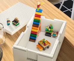 A Collaboration Between The Ikea And Lego Brands Forvaring Lego Forvaringslador Kreativ