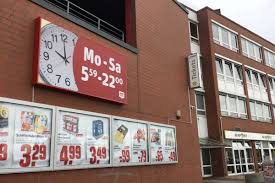 Essen Nrw Darum Haben Zwei Rewe Markte Ab 5 59 Uhr Geoffnet Derwesten De