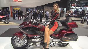 This bike is available in the following colors Honda Gl1800 Gold Wing Tour 2020 2020 Exterior And Interior Youtube