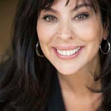 Ann Bernier's Instagram, Twitter & Facebook