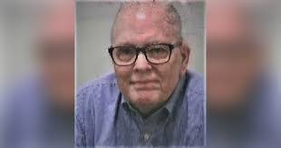 Bruce Couch's Instagram, Twitter & Facebook