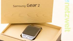 Samsung Gear 2 im Unboxing
