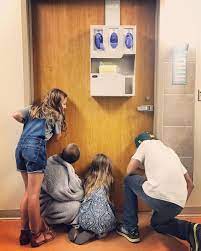 Joanna Gaines One Of My Favorite Pics A Friend Showed Me After Crew Was Born They Couldn T Wait To Meet Their New Baby Brother Facebook