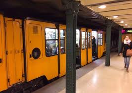 The budapest metro is an underground rapid transit system serving the city. Budapeszt 10 Inspiracji Na Weekend W Stolicy Wegier