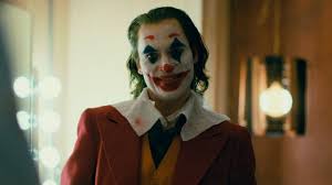 Jared leto in the 2016 when the joker and lex luthor form an alliance, batman must team up with the justice league in order to stop them. How Joaquin Phoenix Transformed Into The Joker