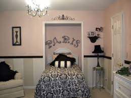 Dawn Claxton S Profile Paris Themed Bedroom Paris Themed Room Paris Style Bedroom