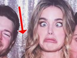 Sarah hyland and wells adams attended a friend's wedding in nashville.; Tv Star Lasst Sich Fur Foto Begrapschen Instagram Foto Sorgt Fur Emporung Stars