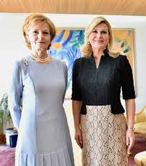 Colecție de la dumitrescu ioana. V O AmintiÅ£i Pe Presedinta CroaÅ£iei PrezentÄƒ La Campionatul Mondial De Fotbal A Fost Gazda MajestÄƒÅ£ii Sale Margareta