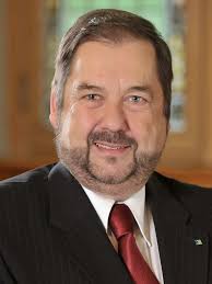 Vorstand und Abteilungen