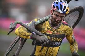 Onder de noemer dirty kanzelled reed het trio een stoffige tocht van 323 kilometer. Kersvers Papa Wout Van Aert Gaat Vol Vertrouwen Naar Bk Veld Het Nieuwsblad Mobile