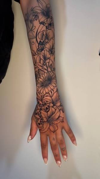 Hand piece! To complete her half sleeve ✨, Bayarea based!, Link in bio!, •, •, •, #bayarea #bayareatattooartist #tattooideas #handtattoos #tattooartist #womentattooartists #tatted #fypシ #floraltattoos