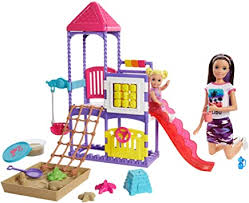 Il faut avant tout aimer les enfants. Barbie Ghv89 Skipper Babysitters Inkl Spielplatz Und Puppen Spielset Zum Babysitter Spielen Fur Kinder Ab 3 Jahren Amazon De Spielzeug