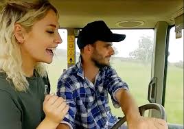 We revisit nick and liz, harry and stacey, neil and justine, farmer alex and farmer sam. Recap Steamy One On One Dates And Several Girls Depart Farmer Wants A Wife Tv Blackbox