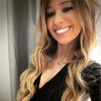 Nikki Digiovanni's Instagram, Twitter & Facebook