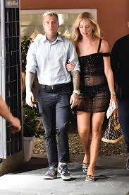 Browse 1,289 chiara ferragni fedez stock photos and images available, or start a new search to. Fashion Fauxpas Modesunden Der Stars Gala De