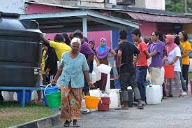 Selain menganggu rutin harian, masalah itu lebih memeritkan ketika dalam tempoh pkpb. Krisis Air Pengguna Perlu Ubah Sikap Semasa Mstar