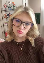 Layla Hicks's Instagram, Twitter & Facebook