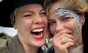 Selma blair is getting back at her son after he ruined her monumental dive into a swimming pool. Who Is Selma Blair Best Friend