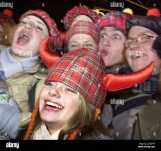 Edinburgh hogmanay tartan hi-res stock photography and images