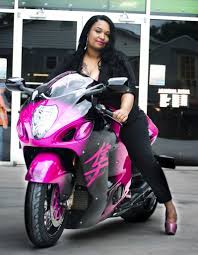 Black Bike Week Myrtle Beach 2020 Dates Busa Girl S Stunning Bike Is Turning Heads Motorcycle Girl Biker Girl Motorcycle Women