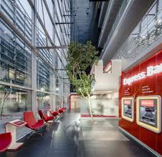 Implementation Of Santander Bank Triton Square Branch The Strength Of Architecture From 1998 Santander Bank Santander Bank Design