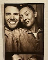 Dane Larsen's Instagram, Twitter & Facebook