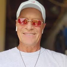 Rob Soder (@soderrob) • Instagram photos and videos