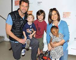 Meet The Love Filled Family Of Mariska Hargitay Husband And Kids Mariska Hargitay Law And Order Movie Stars