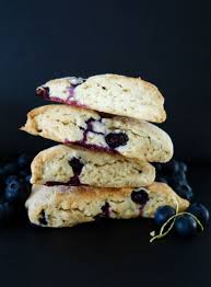 De Delicieux Scones Anglais Au Bon Gout De Myrtille Et De Citron Parfaits Pour Le Gouter Scones Myrtille Dessert