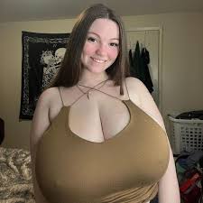 Lylasbigheart Massive Tits - Exclusive ContentLyla Smith - Huge Tits &  OnlyFans Review Best adult videos and photos