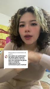 Débora Flores (@deborafloresc)