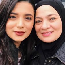 I apologise and am aware of the confusion that has resulted. Di Sebalik Sepasang Mata Cantik Ibu Neelofa Datin Noor Kartini Kongsi Rutin Sihat Pada Usia Setengah Abad Media Hiburan