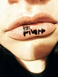 Write Any Name On My Pretty Lil Lips By Derebelex By kittygalore july 29, 2004. write any name on my pretty lil lips by