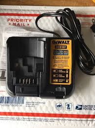 Black And Decker 20v Lithium Battery Charger Walmart Dewalt Dcb107 Lithium Ion Battery Charger 12v 20v New Replaces Dcb100 Dcb101 Home Garden Tools Battery Charger 12v Power Tool Batteries Battery Charger